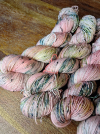 maitiidsblommen - merino Tweed