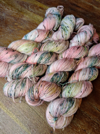 maitiidsblommen - merino Tweed