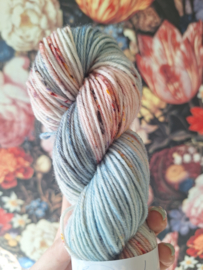 Sakura  - merino DK