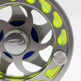 Traun River Drop Fly Reel – Gun Metal 7/9