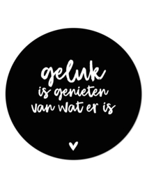 Muurcirkel (buiten) | Geluk is genieten van wat er is