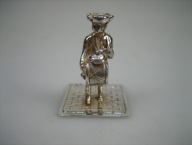Zilveren oud massief miniatuur trommelaar, anno ca. Rotterdam 1978
