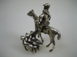 Zilveren Miniatuur Origineel Ruiter met paard Honden en Jachtgeweer ca 1974