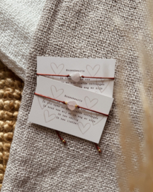 Rozenkwarts hartje op satijnkoord - Roest