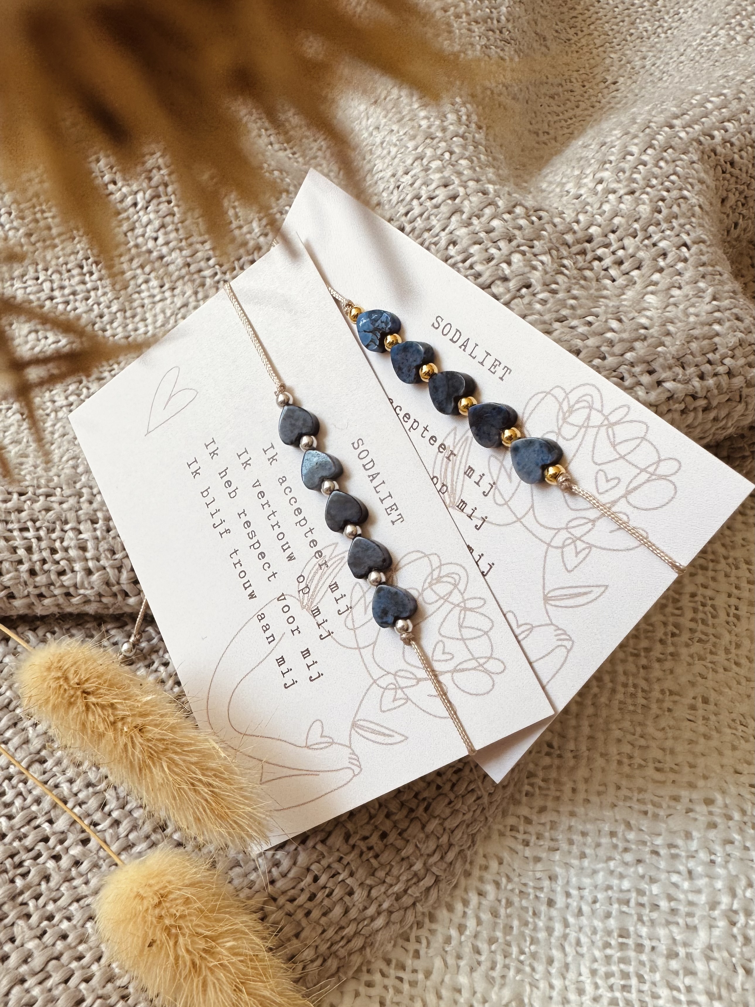 Sodaliet Hartjes Armbandje