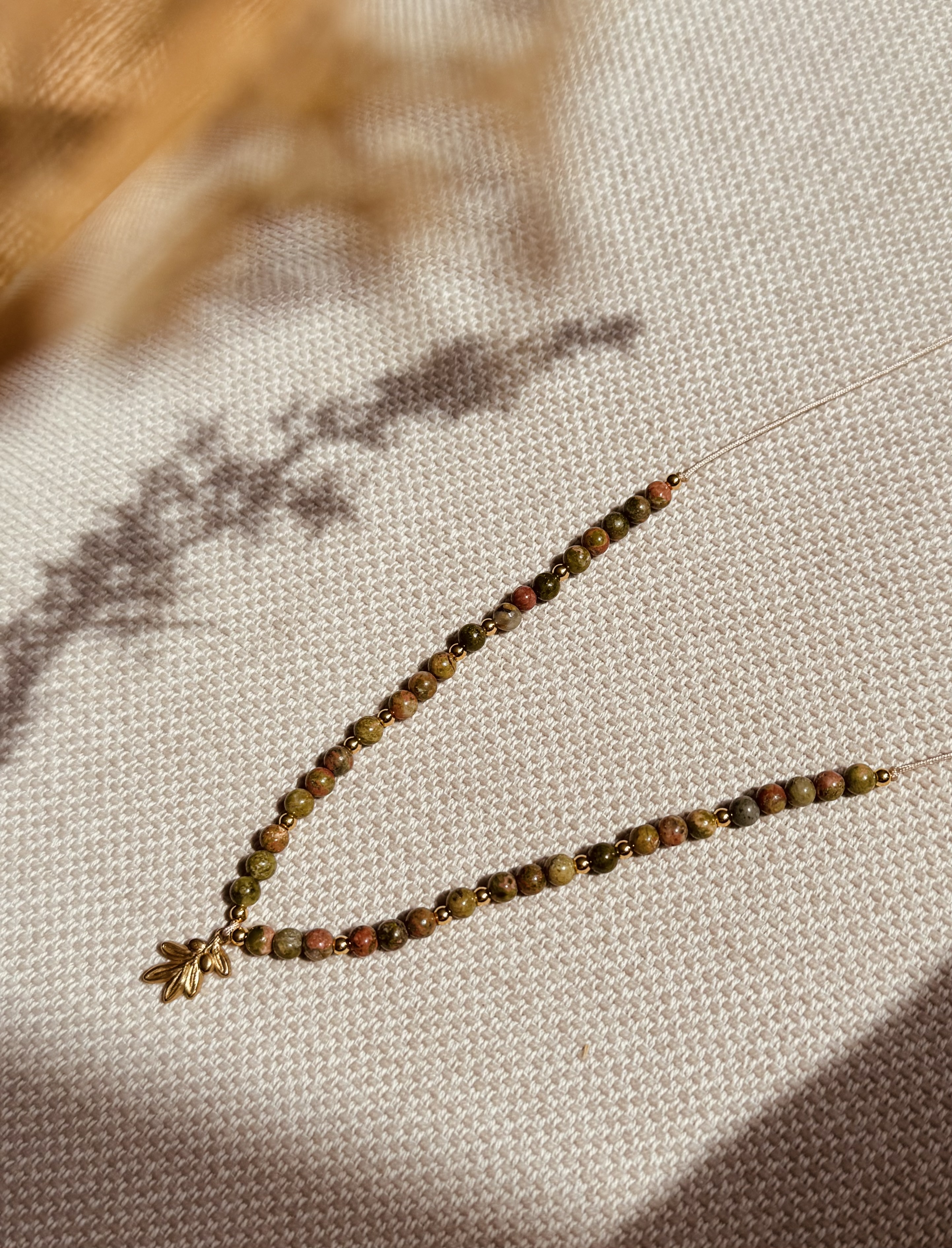 Peace in your heart, strength in your roots - ketting