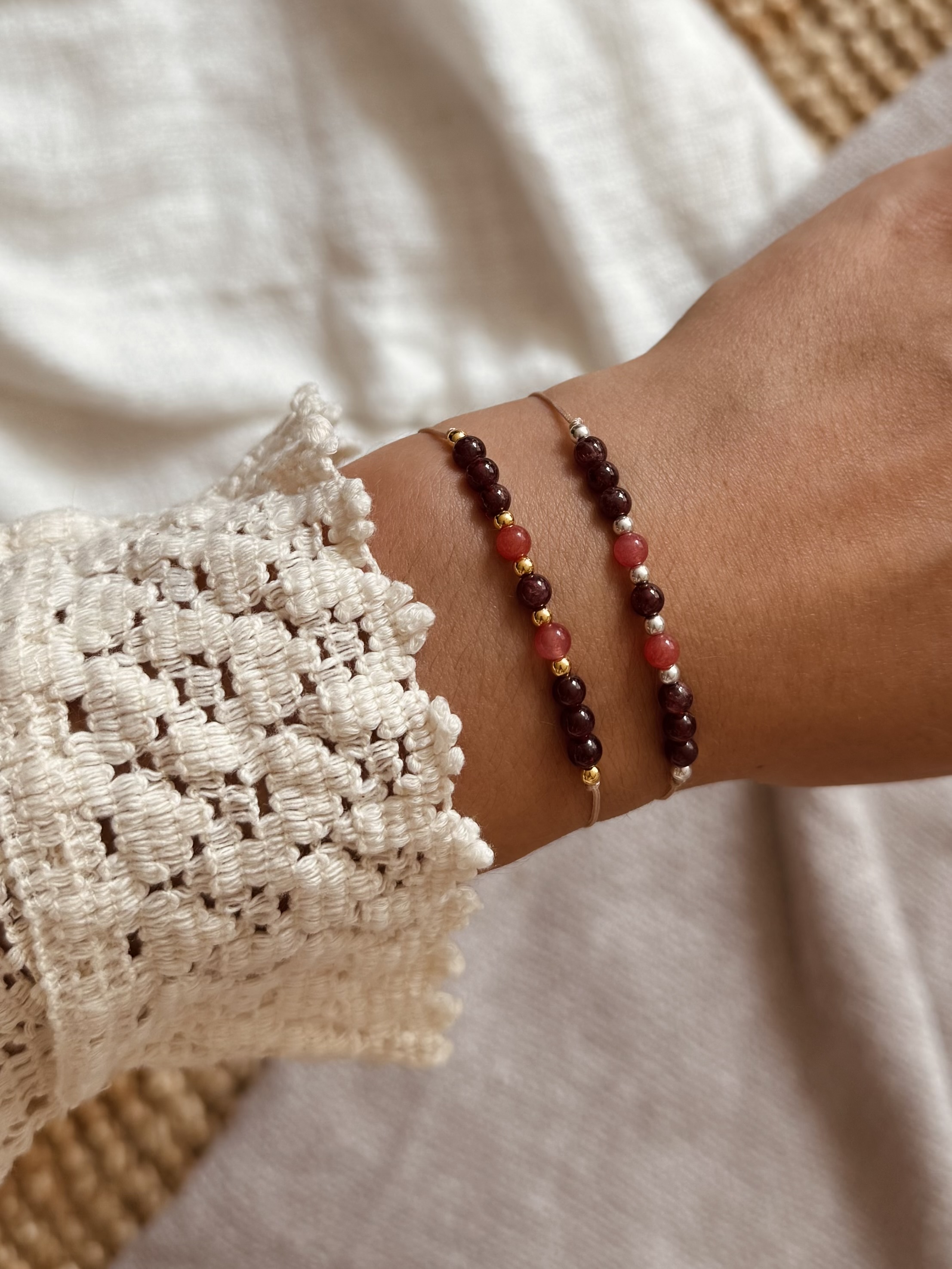 Tiny Truths - Cherry Armband