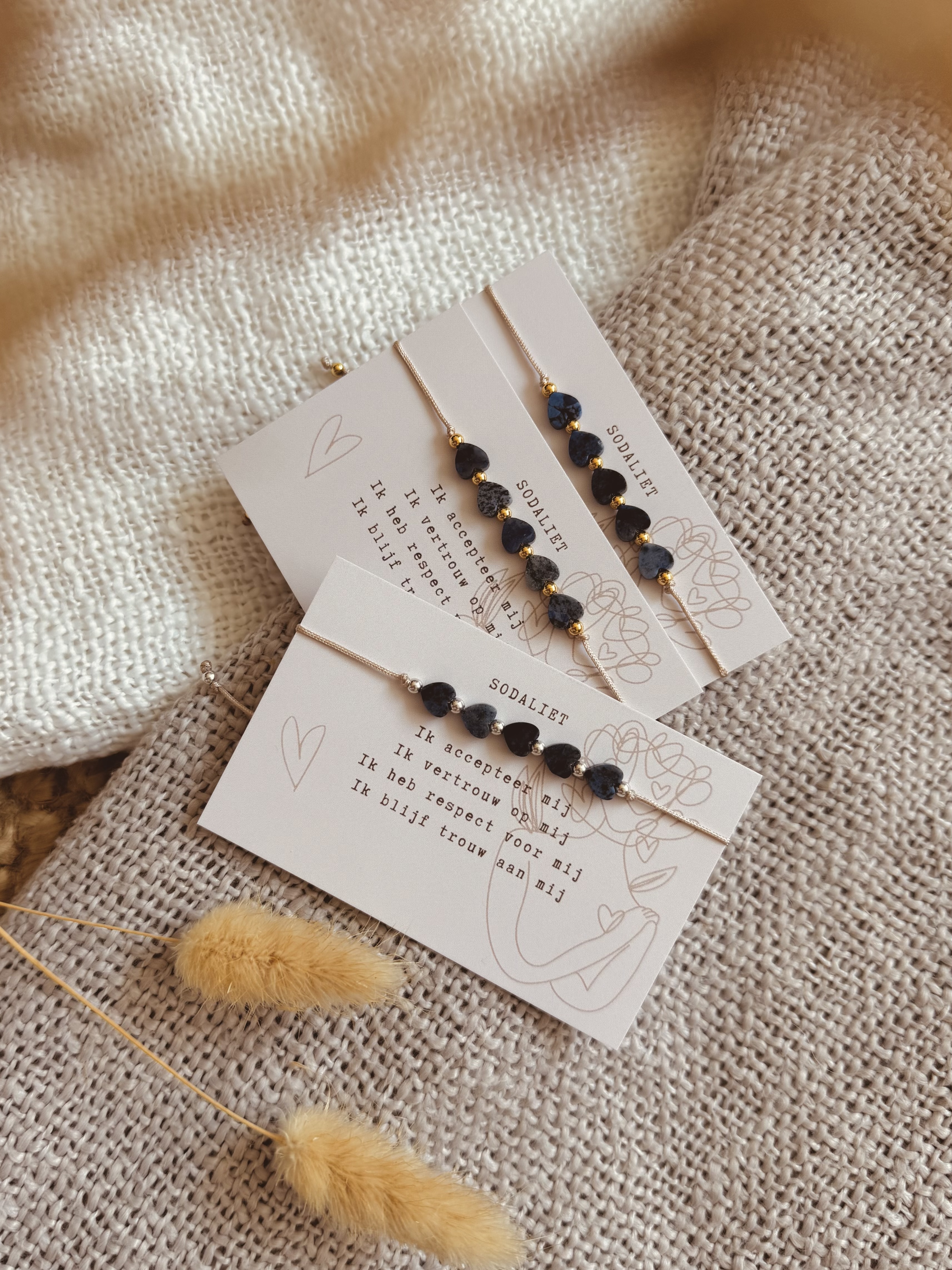 Sodaliet Hartjes Armbandje