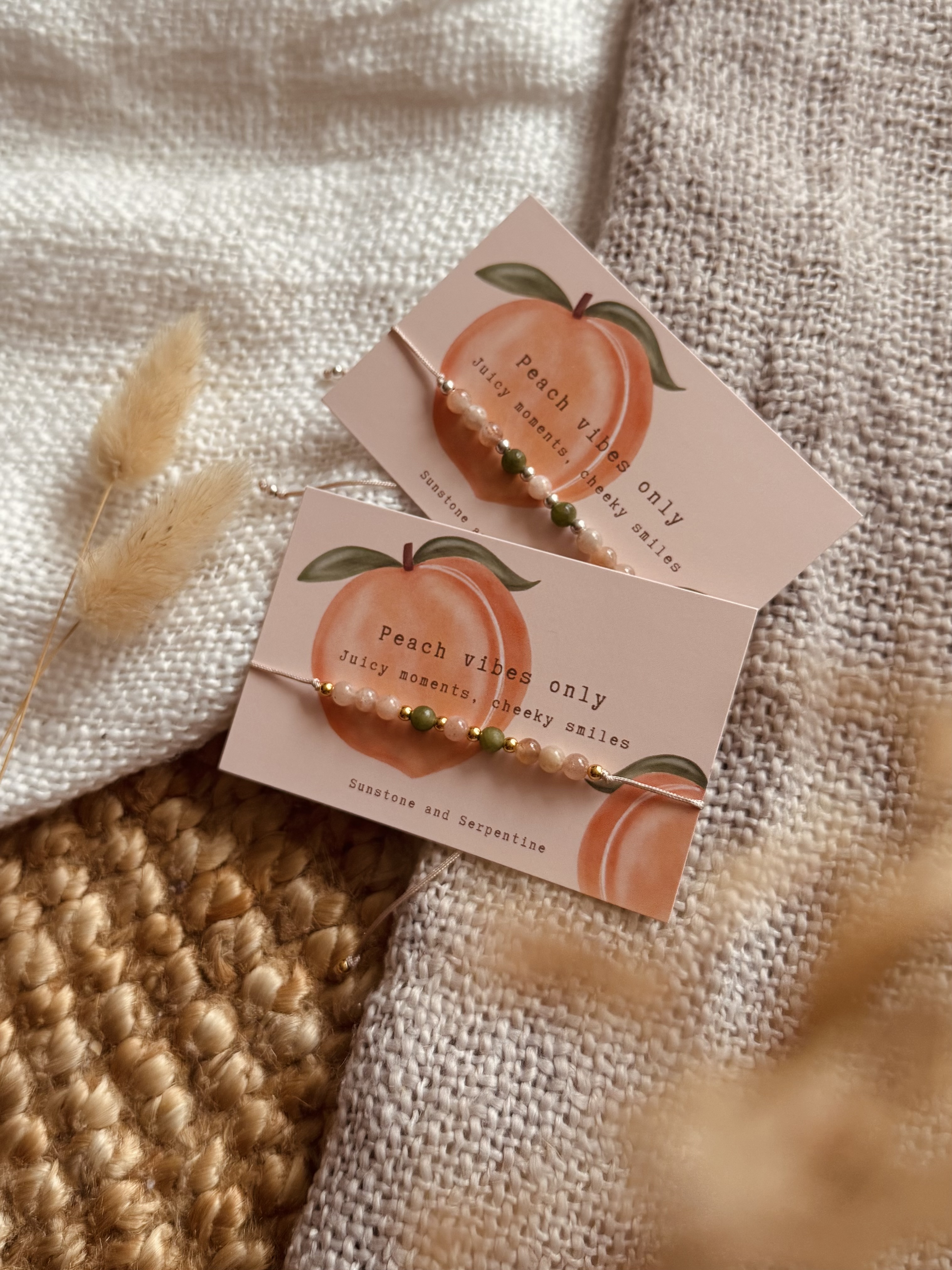 Tiny Truths - Peach Armband