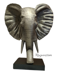Goud ornament op voet olifant