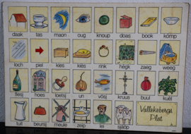 Leesplankje Dialect – Vallekebergs Plat
