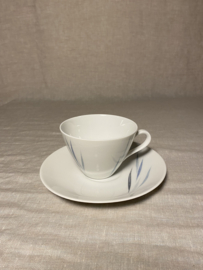 Koffiekop Winterling, golvend blad in blauw en grijs