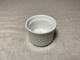 Eierdop Royal Porcelain, wit met geribbelde rand