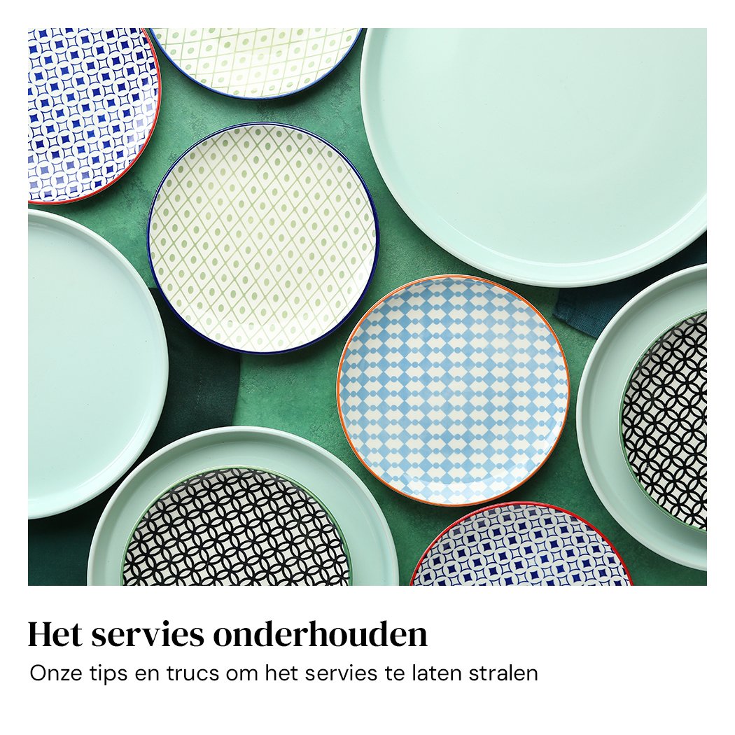 Gekleurde borden van porselein