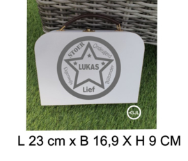 Houten geboorte koffertje met naam - cadeau