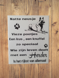 Tekstbord Natte neusje  Herder