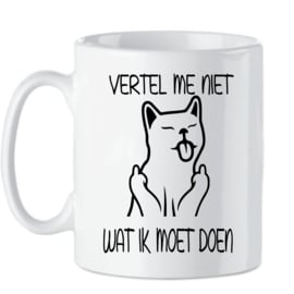 Beker / mok spreuk vertel me niet - verjaardag - collega