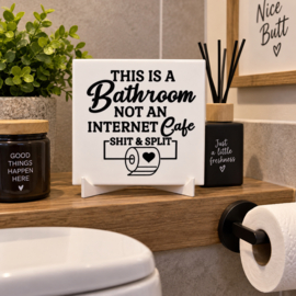 this is a Bathroom  zwart/wit