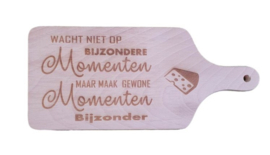 Houten snijplank - serveerplank Mooie momenten  - Beuken - Verjaardag - Geschenk