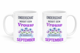 Bedrukte mokken met geboortebloemen en maanden