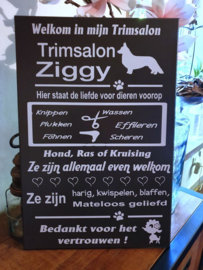 Tekstbord  Honden trimsalon op verzoek gemaakt met naam