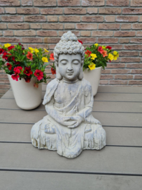 Buddah zittend 34 cm hoog  ( licht Grijs )