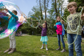 Reuzebellen blazen met BubbleLab