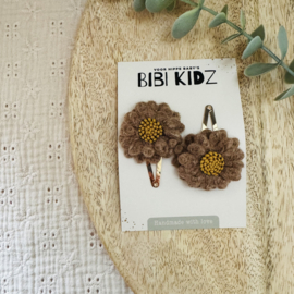 Haarspeldje Bloem bruin
