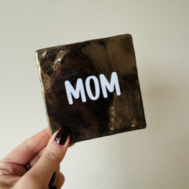 Tegel - Mom