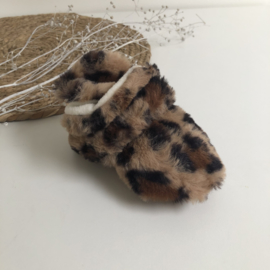 Babyslof Teddy Panterprint Bruin