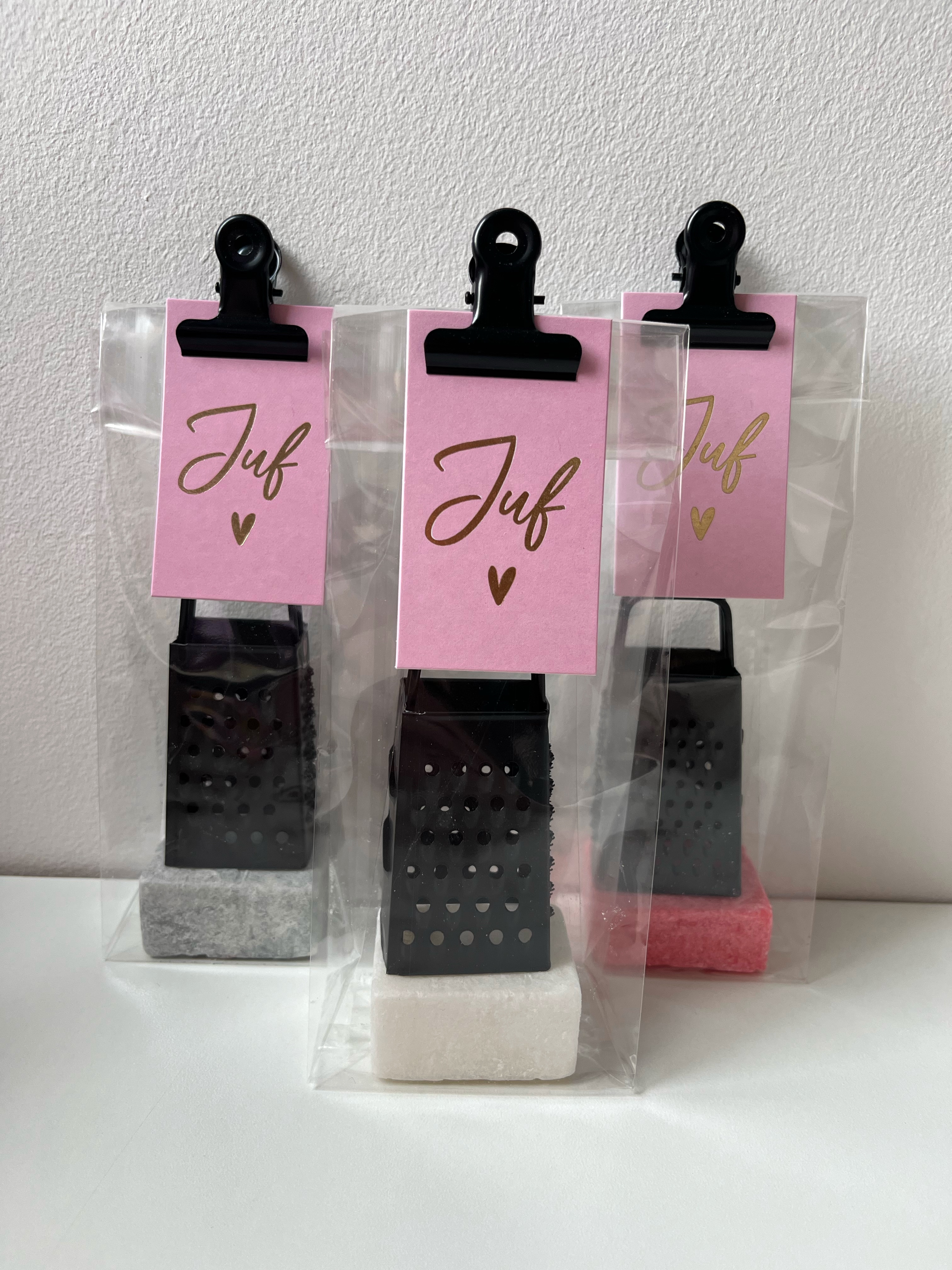 Amberblokje met zwarte mini rasp
