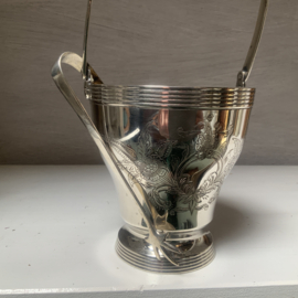 Verzilverd, vintage ijsemmertje met klontjes tang