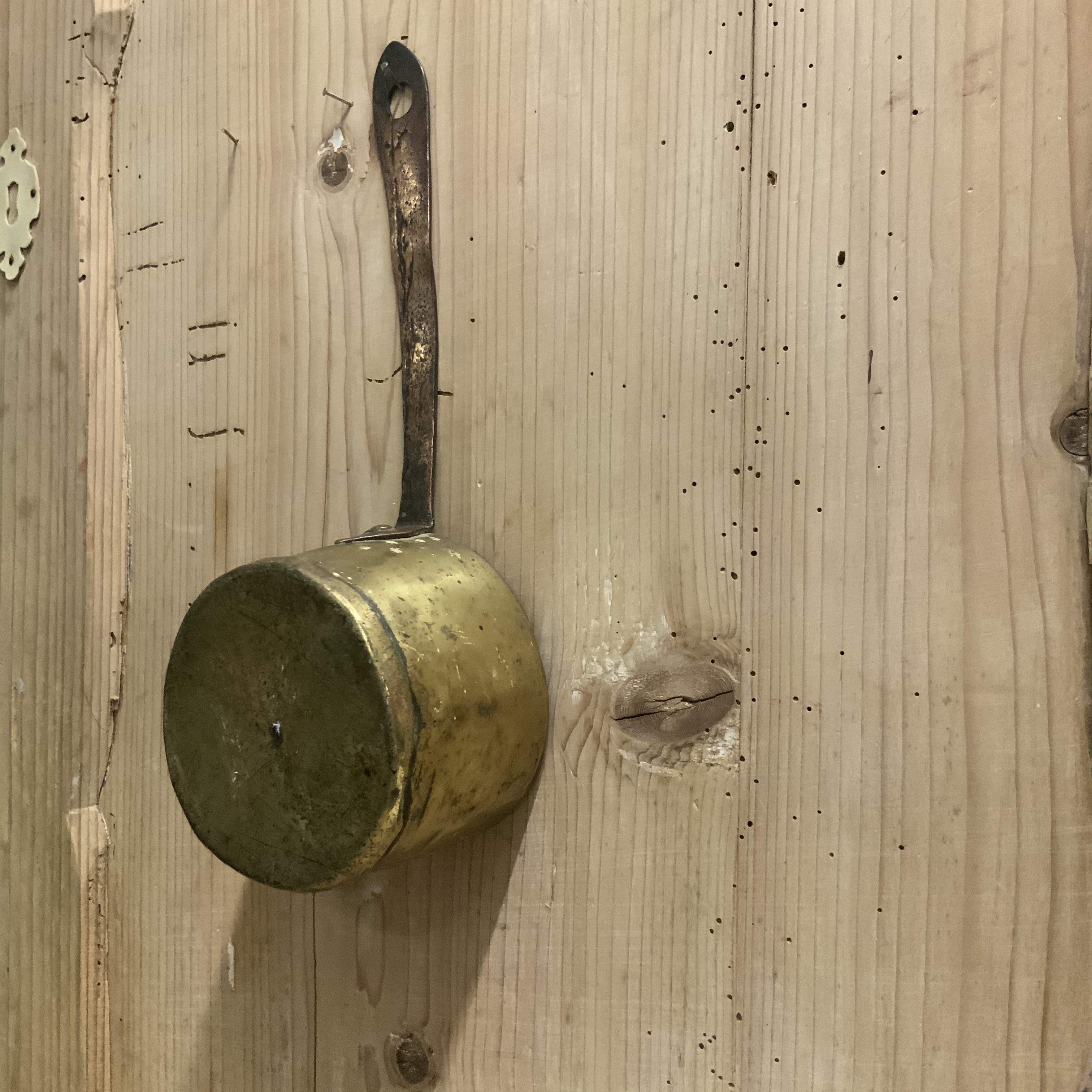 Antiek koperen steelpannetje