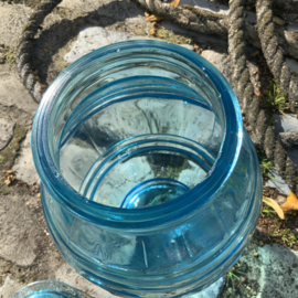 Grote pot van persglas