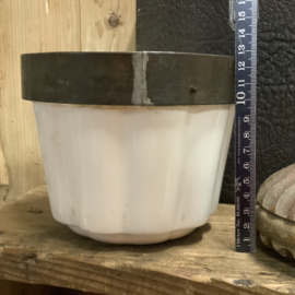 Oude puddingvorm
