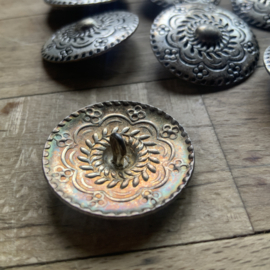 Metalen, klederdracht, knopen