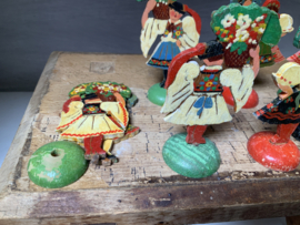 Folklore poppetjes