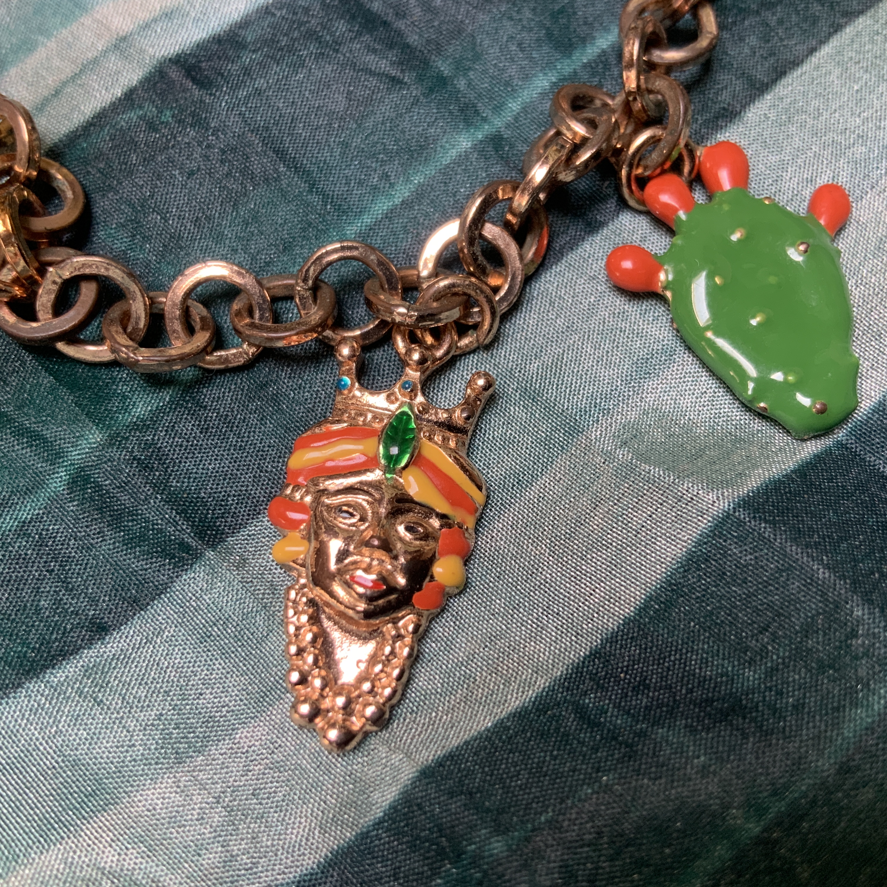 Bedelarmbandje BYS