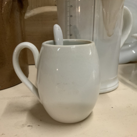 Mosterd potje met lepeltje