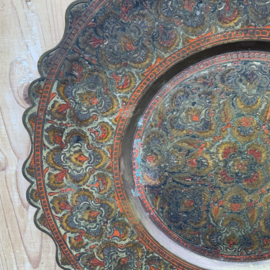 Oosters blad van messing met kleur