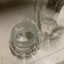 Klein oud voorraadpotje van glas