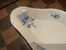 Ovaal hoekig schaaltje met distel motief