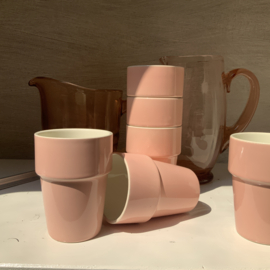 Set roze bekers
