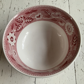 Kastkom Petrus Regout decor  “ tea drinker”