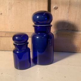 Set vintage voorraad potten van blauw glas