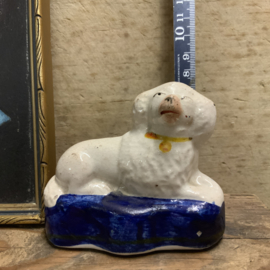 Antiek hondenbeeldje