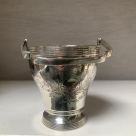 Verzilverd, vintage ijsemmertje met klontjes tang