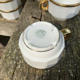 PILLIVUYT, vintage koffiekopjes