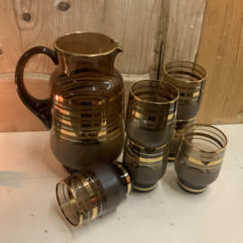 Set van 6 glazen met kan