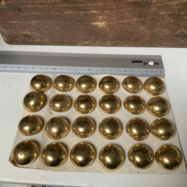 Kaart met “ gouden” knopen